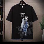 Camiseta "ETWSRA" con estampado elaborado