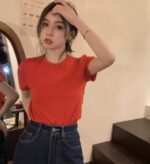 Camiseta lisa y sencilla de frente y con estampado en la parte trasera - Image 3