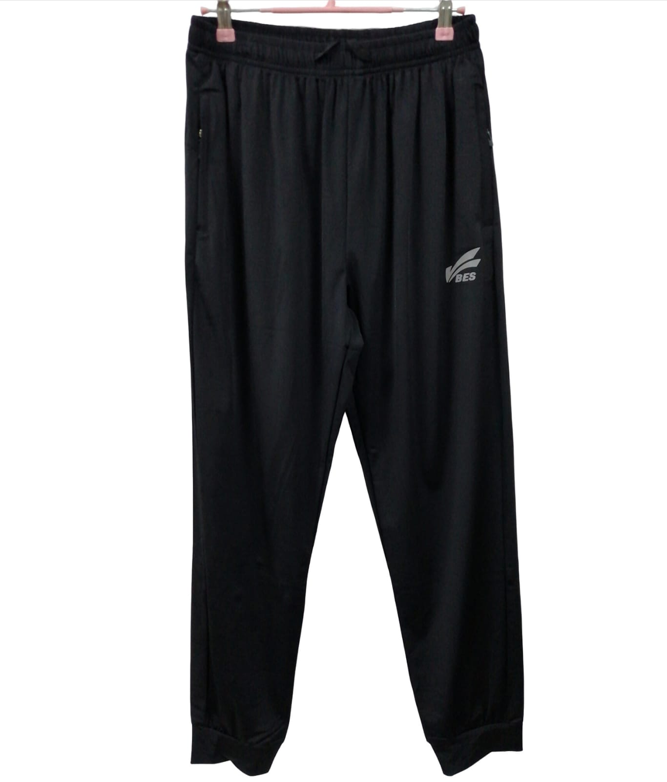 4abddfdb-8809-49b8-8f14-32ae15167080 Jogger/buzo deportivo con estampado simple - Image 1