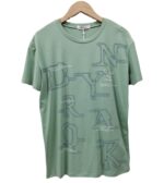 Camiseta con estampado elaborado - Image 2