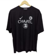 Camiseta con estampado "Chanel"