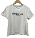 Camiseta sencilla con estampado "Contemplate"