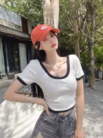 Camiseta lisa y sencilla, corta/cropped, y sin estampados - Image 2