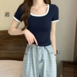 Camiseta lisa y sencilla, corta/cropped, y sin estampados - Image 3