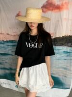 Camiseta oversize con estampado "Vogue"