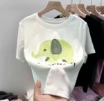 Camiseta con estampado elaborado de elefante - Image 2