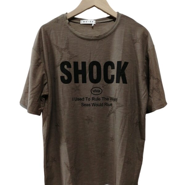 Camiseta oversize estilo "Shock" y "Go go"