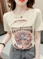 Camiseta "Sunshine on my mind", con estampado único y elaborado - Image 3