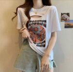 Camiseta "Sunshine on my mind", con estampado único y elaborado - Image 5