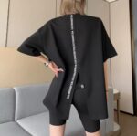 Camiseta oversize con abertura en la parte trasera - Image 4