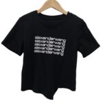 Camiseta corta/cropped con estampado "AlexanderWeng" - Image 2