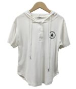 Camiseta con gorra ajustable y estampado "A" sencillo - Image 2