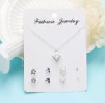 Conjunto de collar y 4 pares de aretes - Image 6