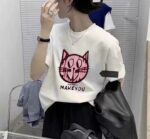 Camiseta con estampado de gato "make you"